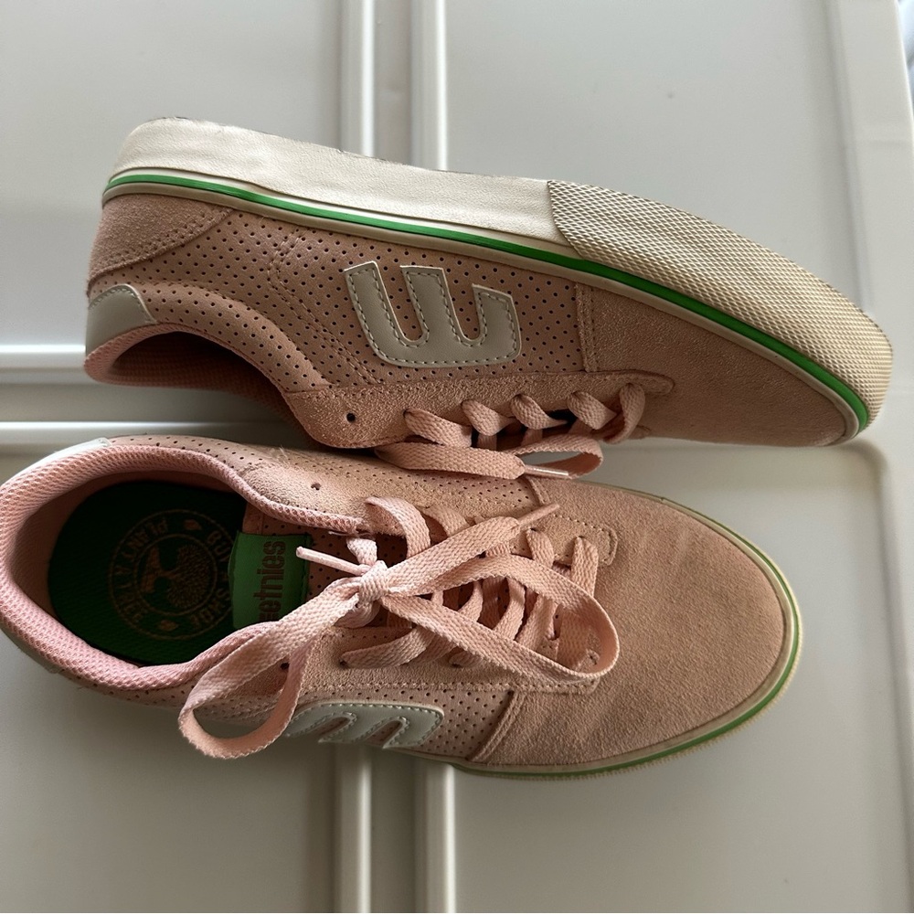 Etnies Women's Cali Vulc Sneakers - Picture 4 of 7